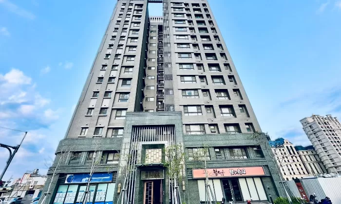 【美居仰森】苗北藝文特區四房平車