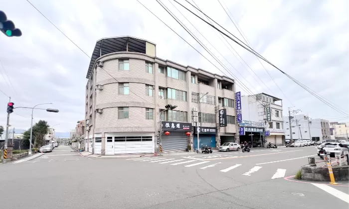 【頭份建國路】大坪數整新｜12米路店面