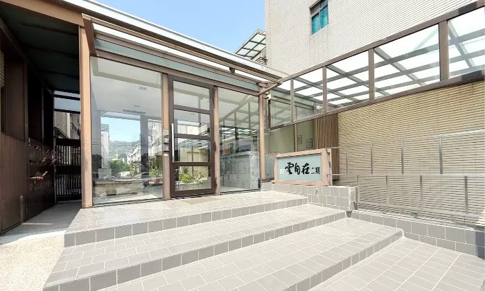 【雲自在】 臨20米路｜大坪數店面