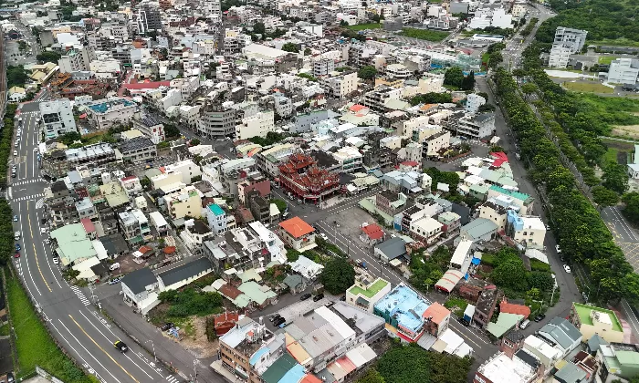 【後龍龍南段】中華路旁大面寬建地