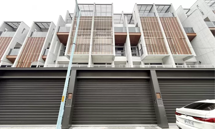 澤緣．知緣【綠獅一街】5大房｜全新臨路電梯雙車墅