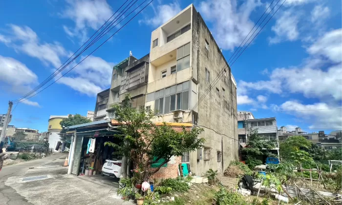 【頭份市】近尚順｜前後庭院美透天