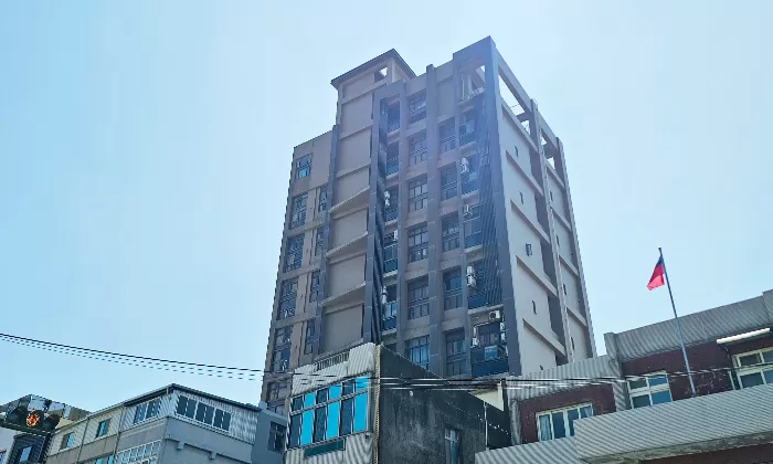 超低價【瑪奇朵】綠景採光美3室+休旅車位