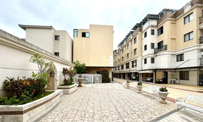 【愛丁堡】建國商圈雙車社區透天