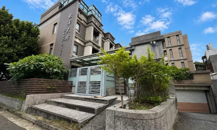 【竹南東站】松禾大郡花園車庫別墅
