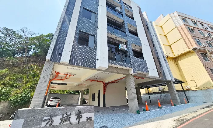香檳【炬宇方城市】全新精緻兩房平車美廈